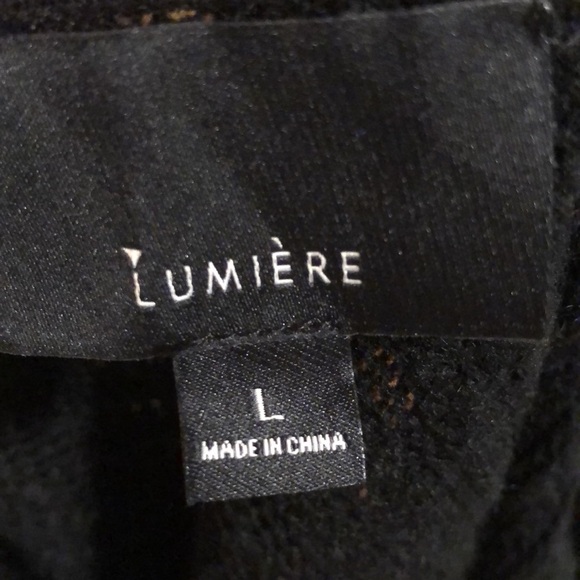 BLACK V NECK LUMIERE LONG SLEEVE SWEATER - Large Cozy! NWOT - Picture 3 of 15